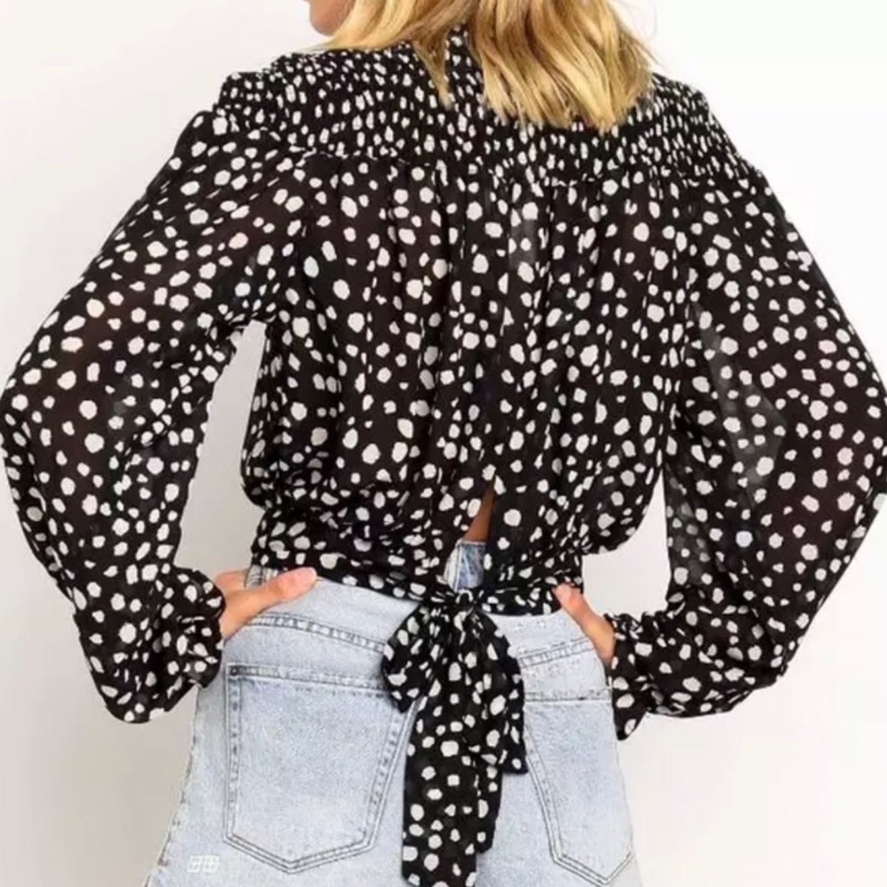 RELISTED SIZES MEDIUM & LARGE AVAILABLE Smocked Mock Neck Top - Picture 7 of 7